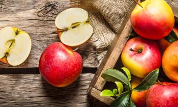 Elmayı soyarak mı yemeli, soymadan mı?